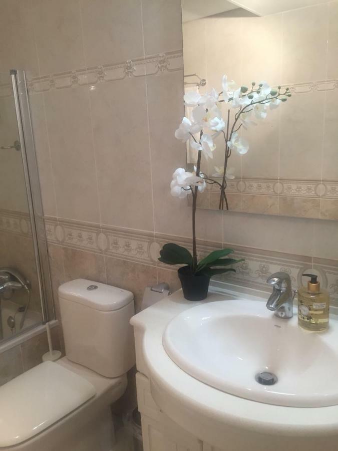 Poseidons Pearl Duquesa Apartment Manilva Exterior photo